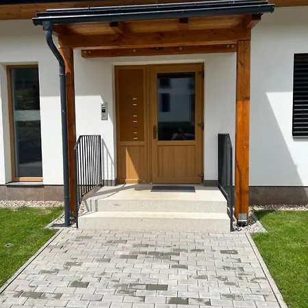 - - Sedmička Pro 2 Až 6 Osob Dolní Morava
